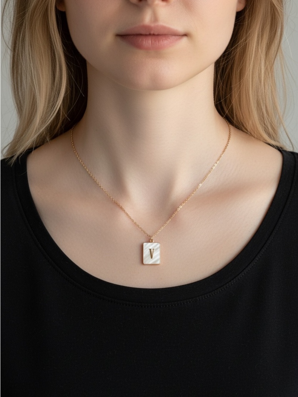 10/1 Gold Initial 'V' Mother-of-Pearl Pendant Necklace